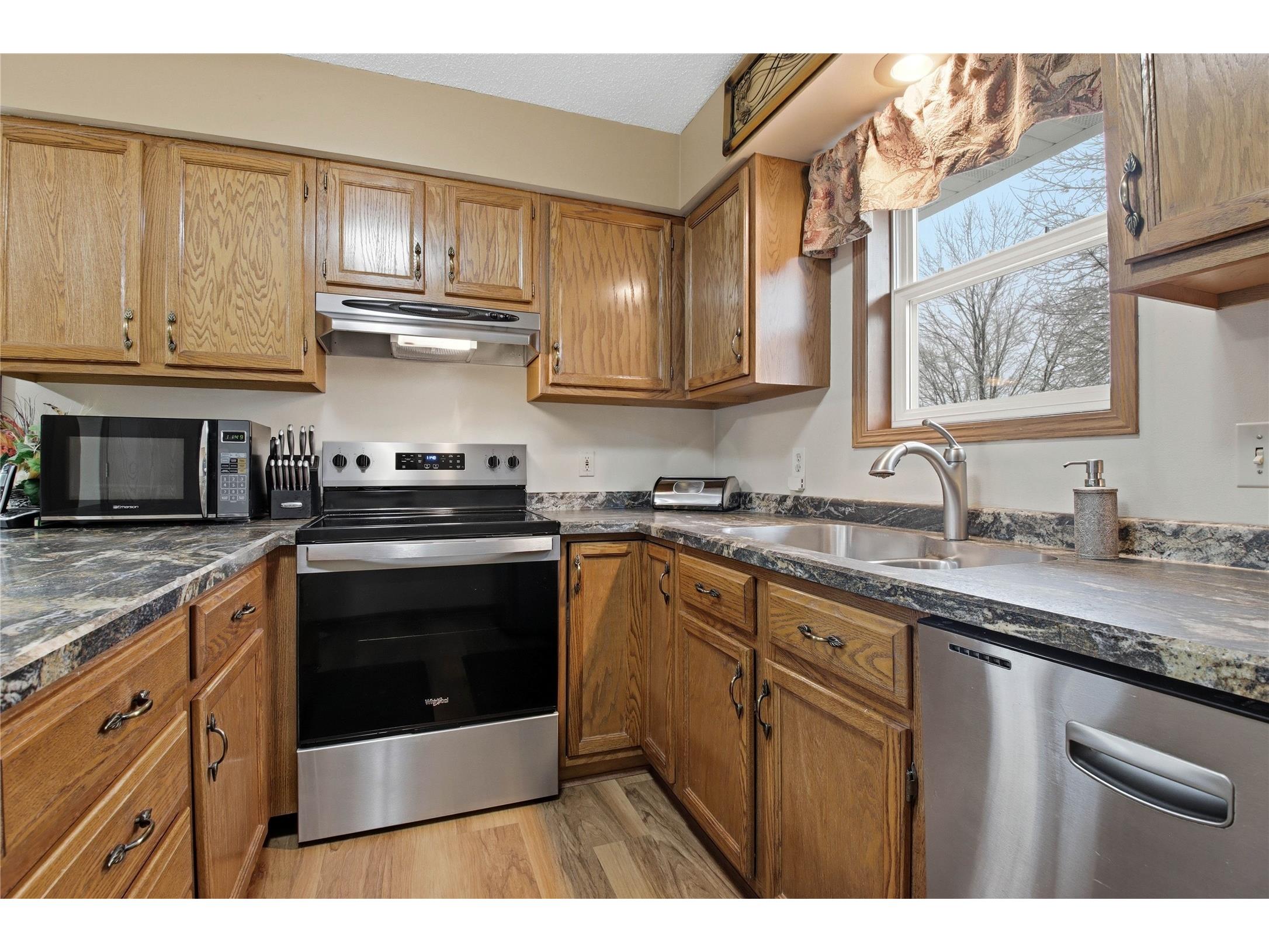 1628 19th Street Eau Claire WI 54703 1598679 image14
