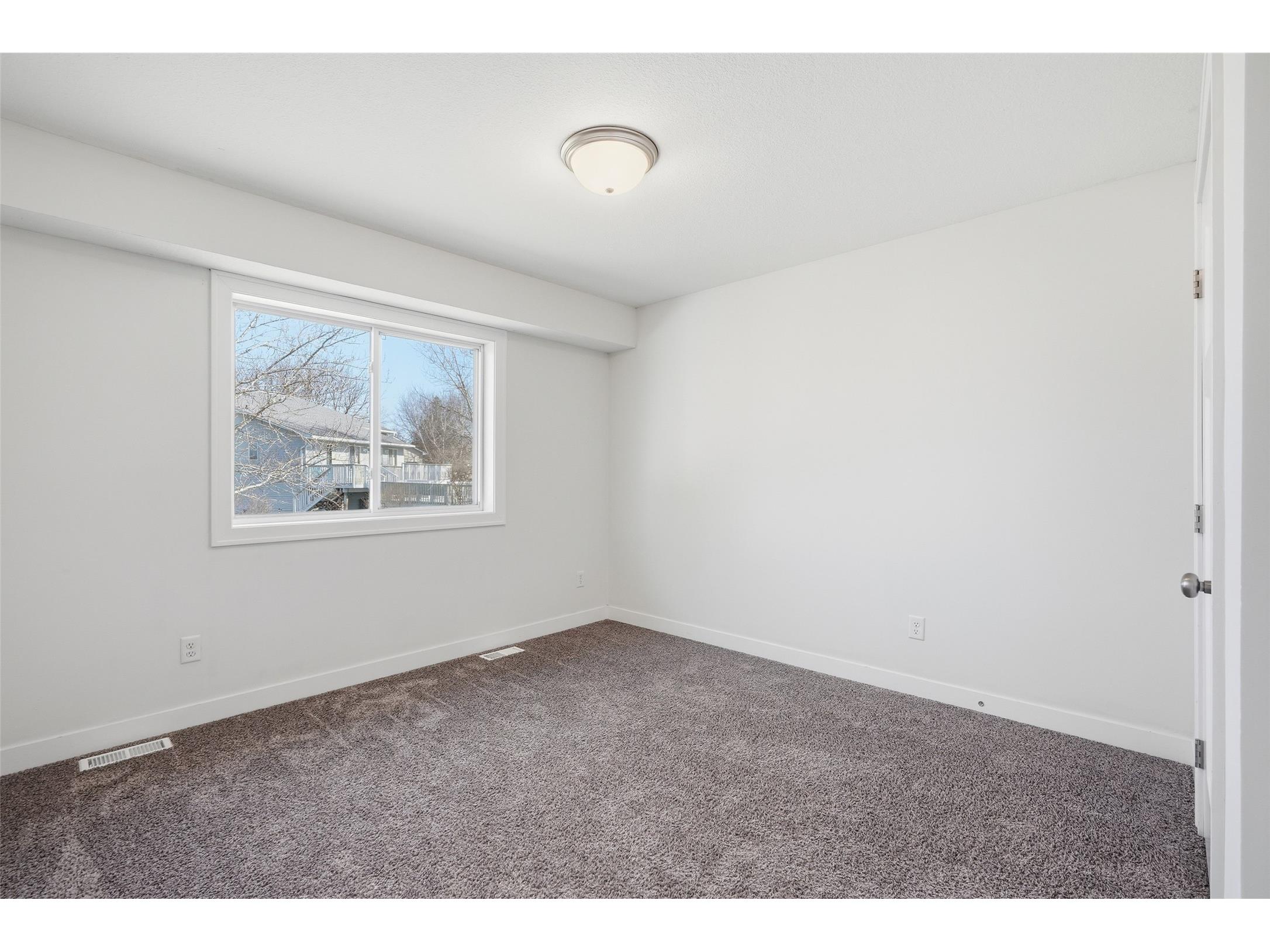 1630 5th Avenue Baldwin WI 54002 1599967 image12
