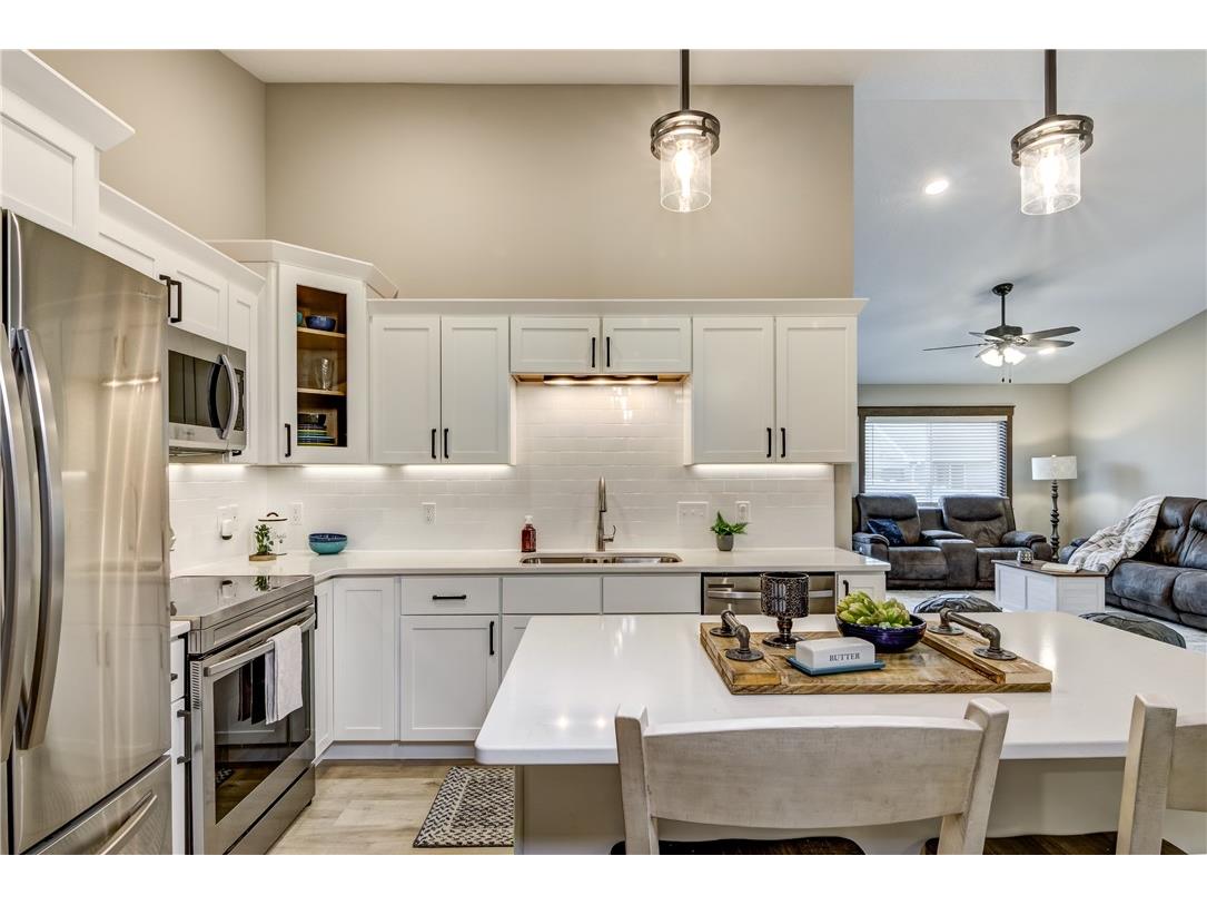 1652 Kyler Street Altoona WI 54720 1596279 image10