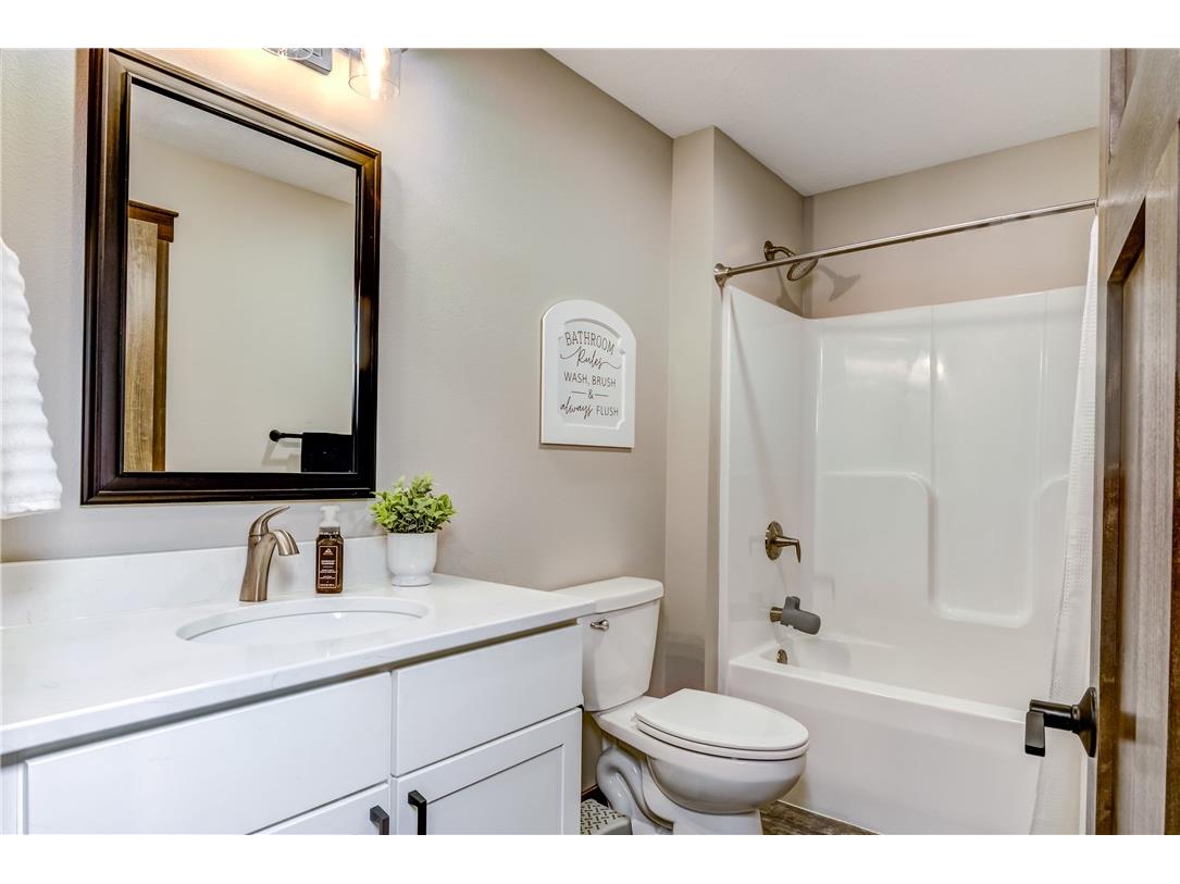 1652 Kyler Street Altoona WI 54720 1596279 image23