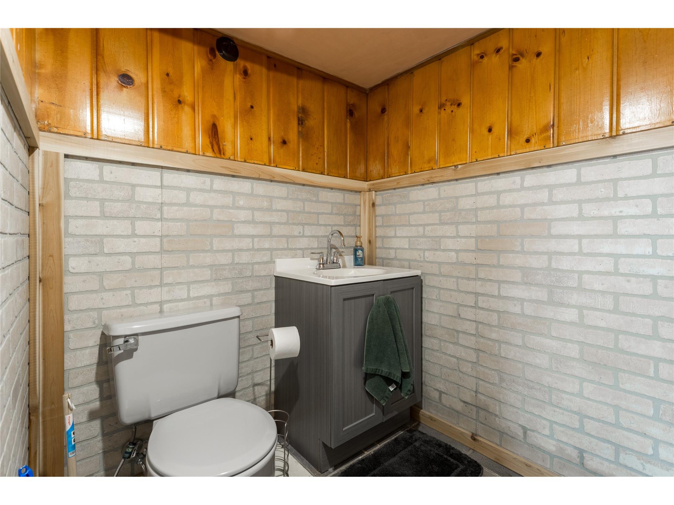 1653 State Road 48 Frederic WI 54837 - Young 1601259 image53