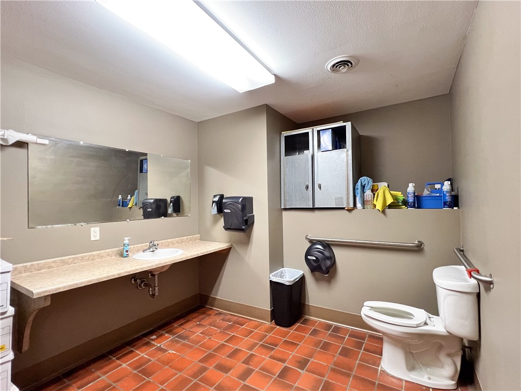 1658 Us Highway 8 Barron WI 54812 1589399 image18