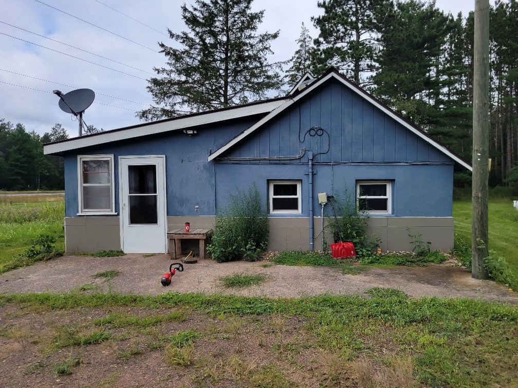 16752 S Highway 53 Wascott WI 54859 1585002 image1