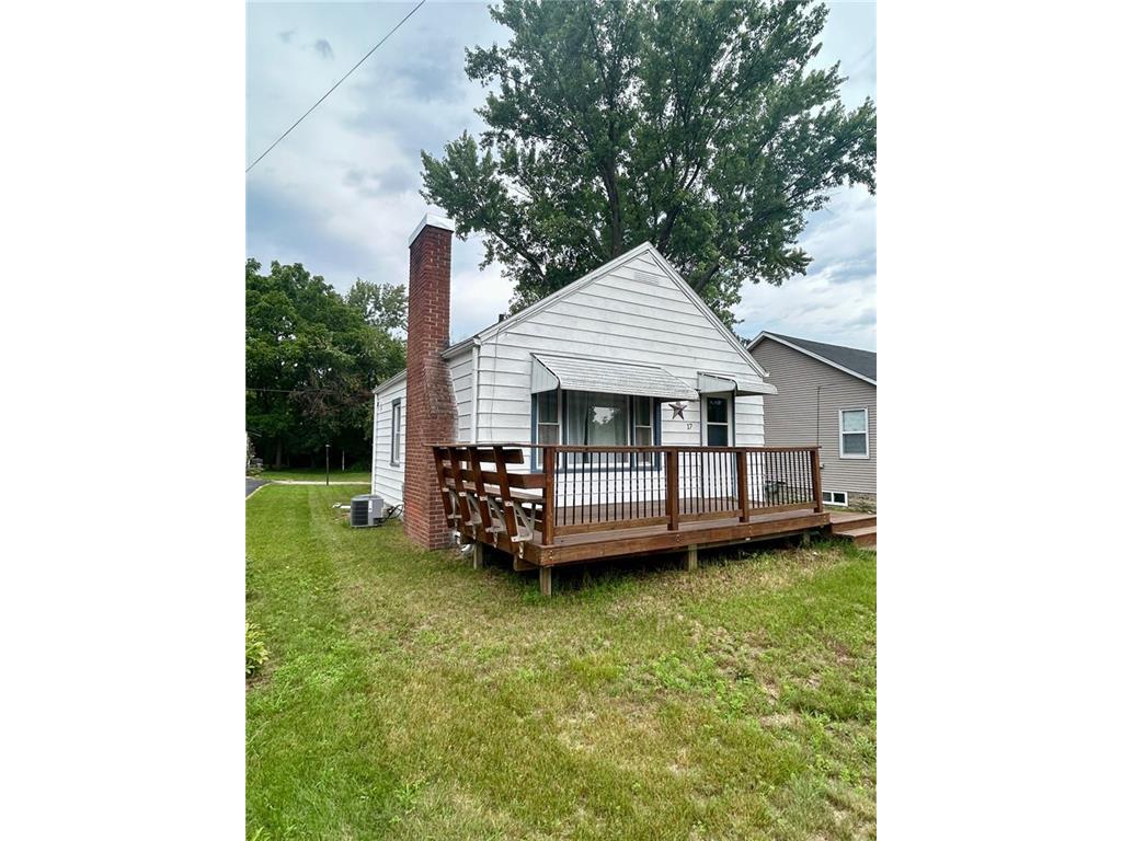 17 Cleveland Street Black River Falls WI 54615 1583932 image1