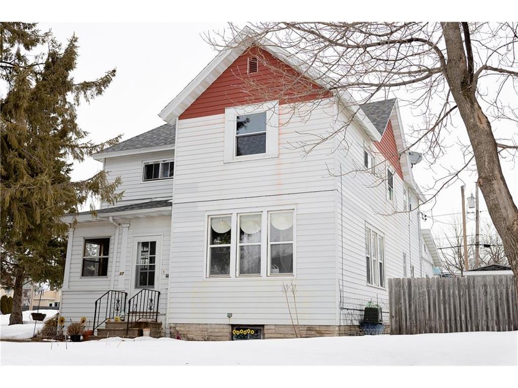 17 N Rural Street, Chippewa Falls, WI, 54729 MLS 1571649 Edina Realty
