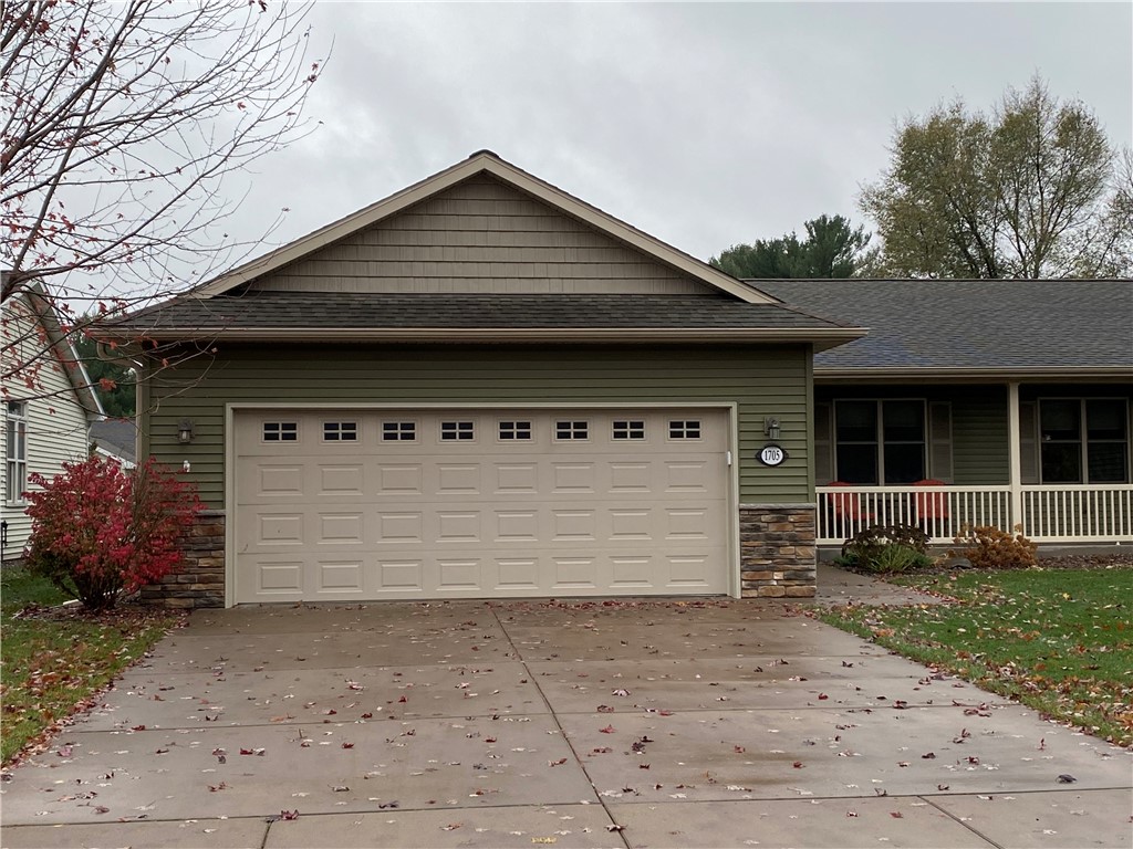 1705 Chumas Drive Eau Claire WI 54701 1587071 image1