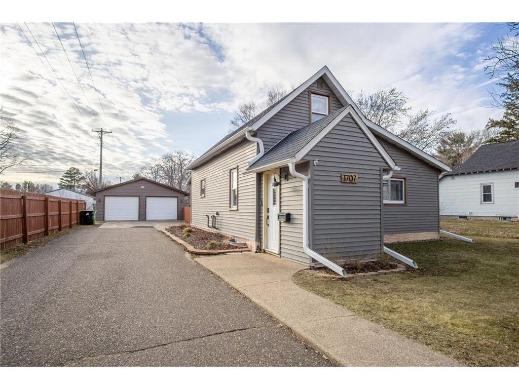 1707 8th Street E Menomonie WI 54751 1580210 image1