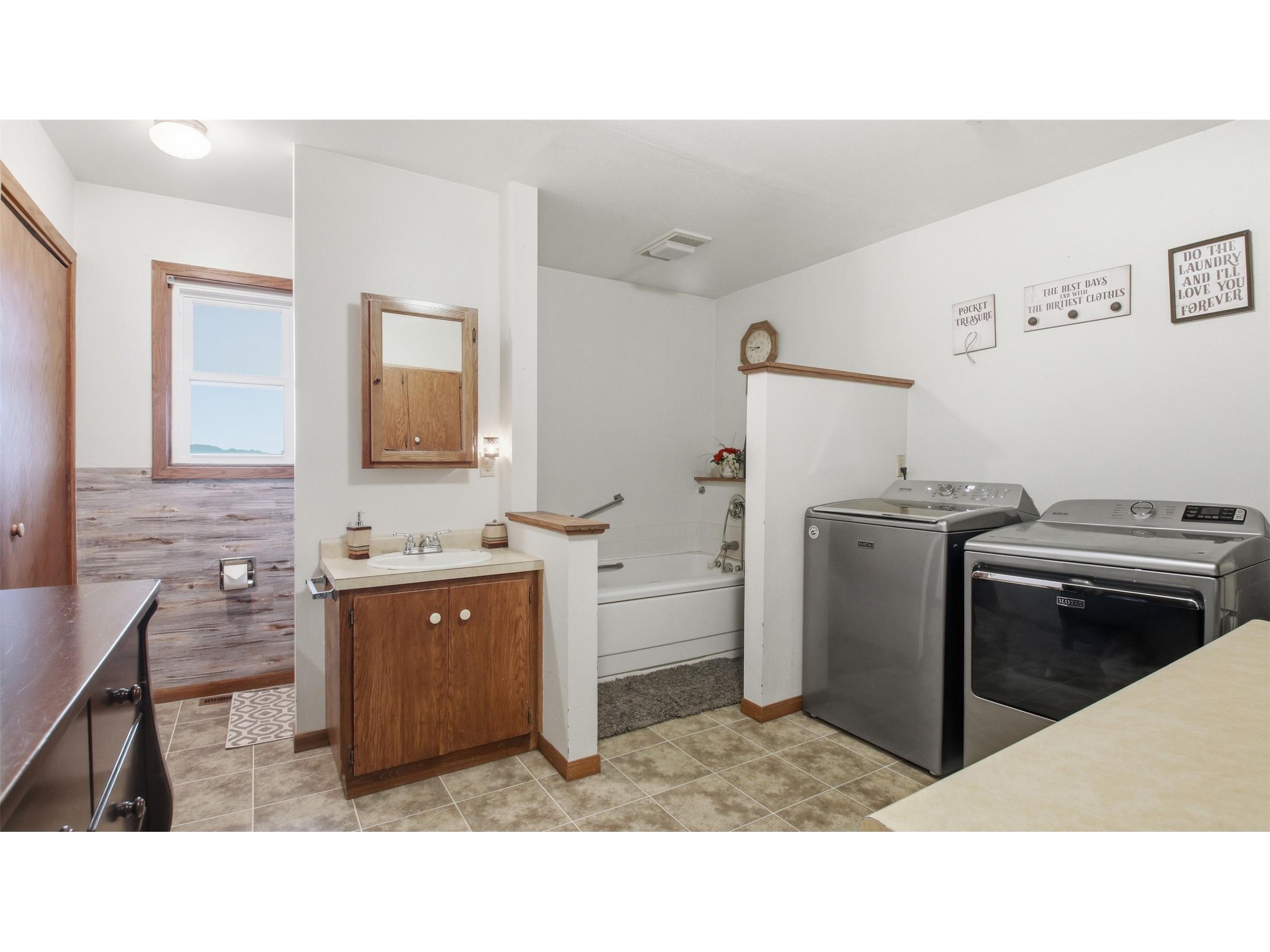 1711 150th Avenue Colfax WI 54730 1602516 image25