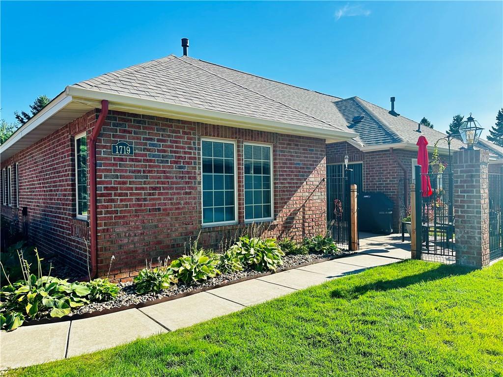 1719 Hunter Hill Road Hudson WI 54016 1585510 image1