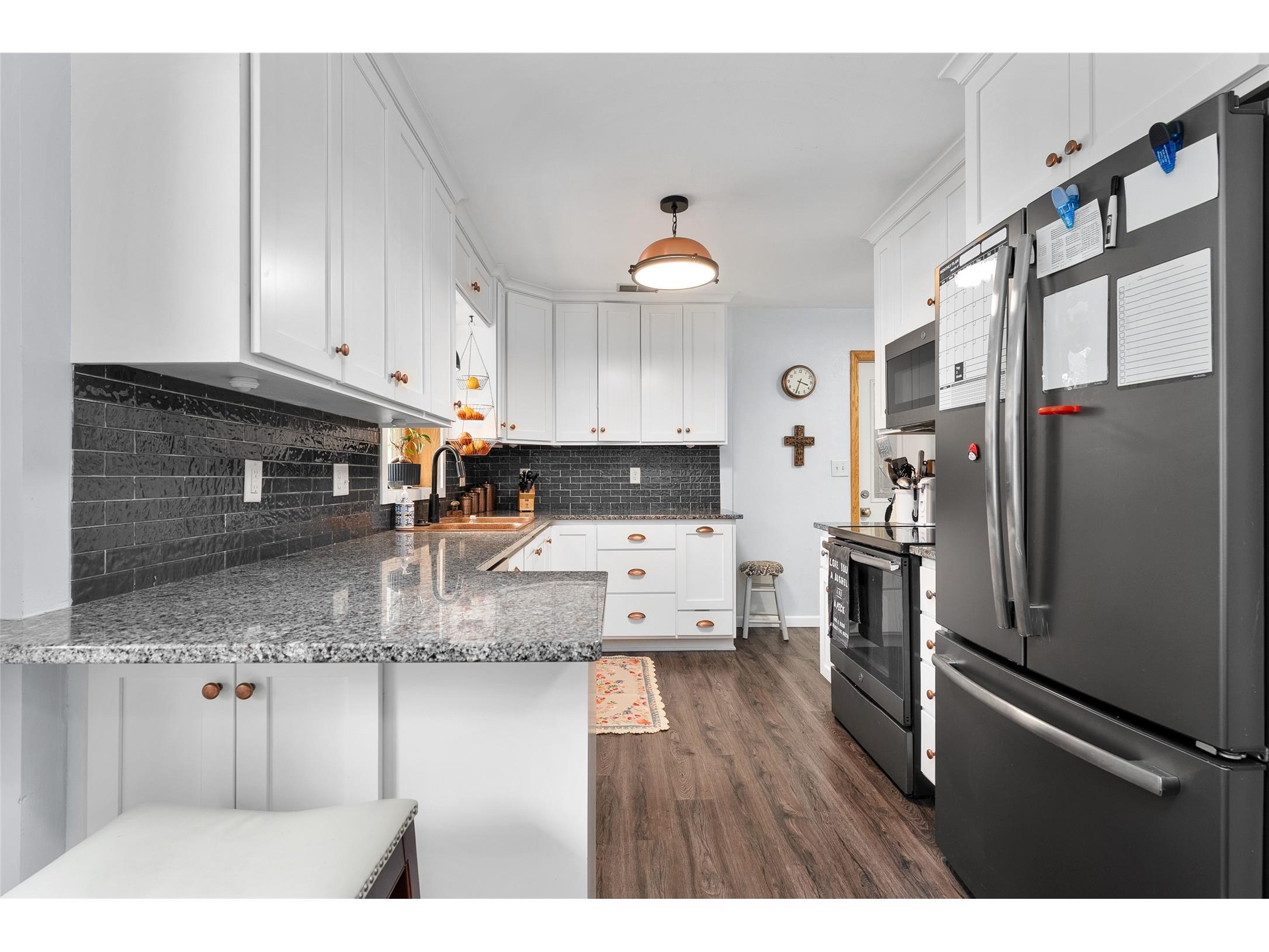 1720 South Street Eau Claire WI 54701 1599630 image10