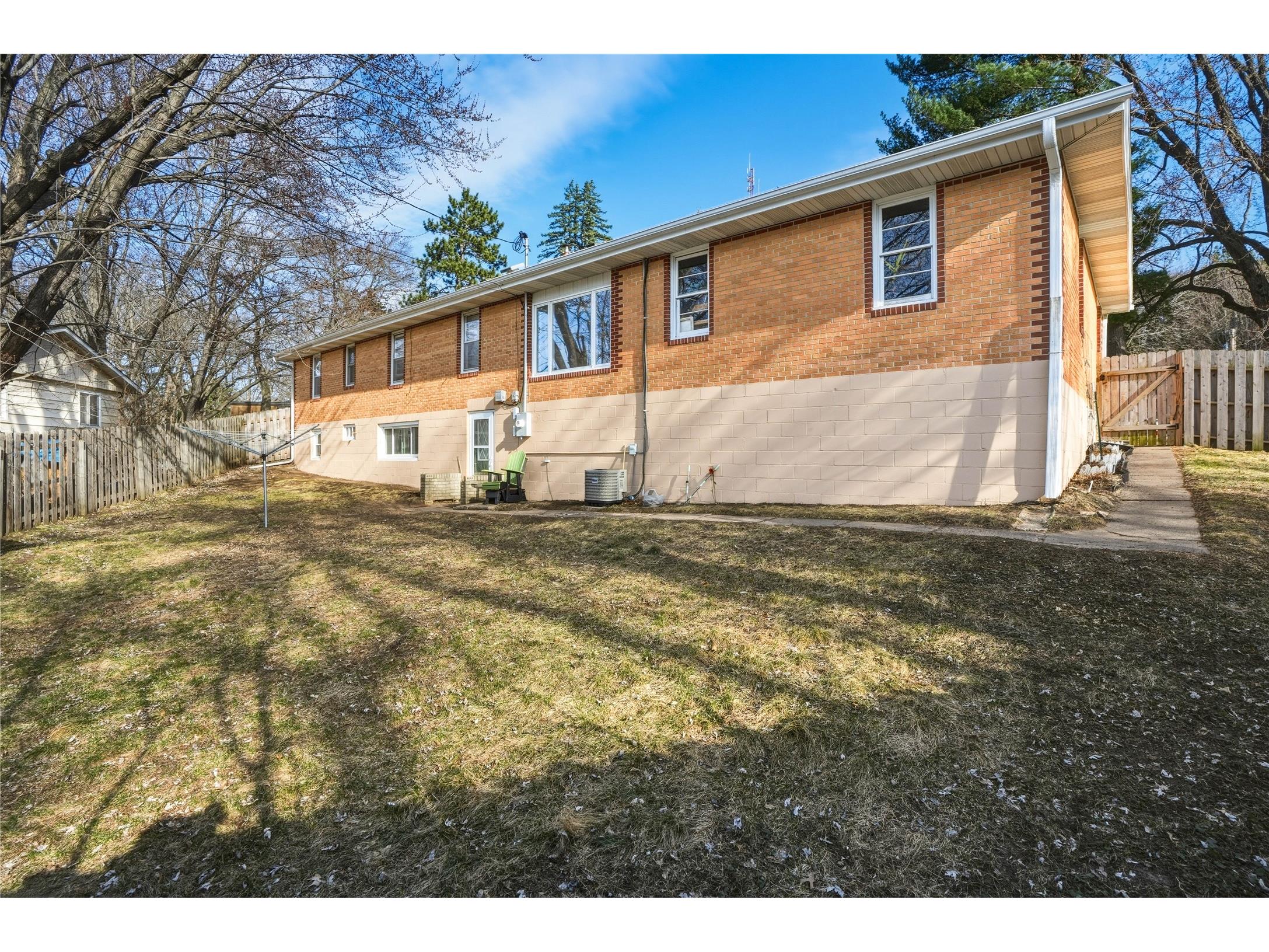 1720 South Street Eau Claire WI 54701 1599630 image32