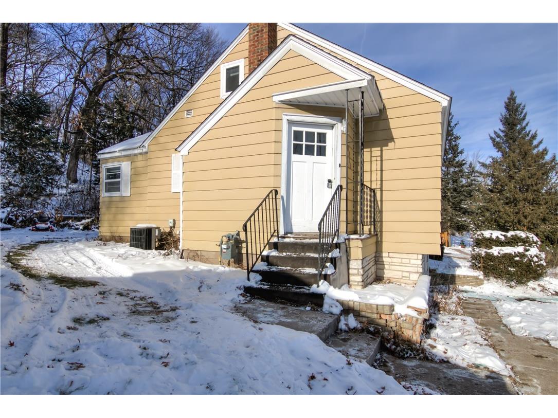 1722 11th Street Eau Claire WI 54703 1597332 image3