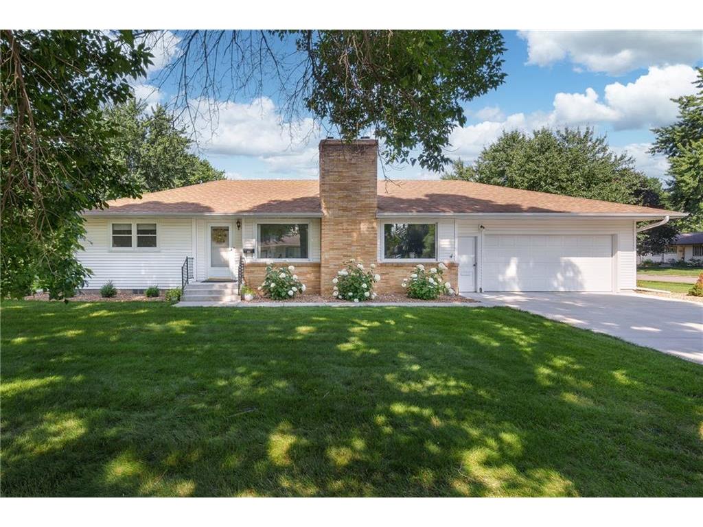 1723 E Lexington Boulevard Eau Claire WI 54701 1583829 image1