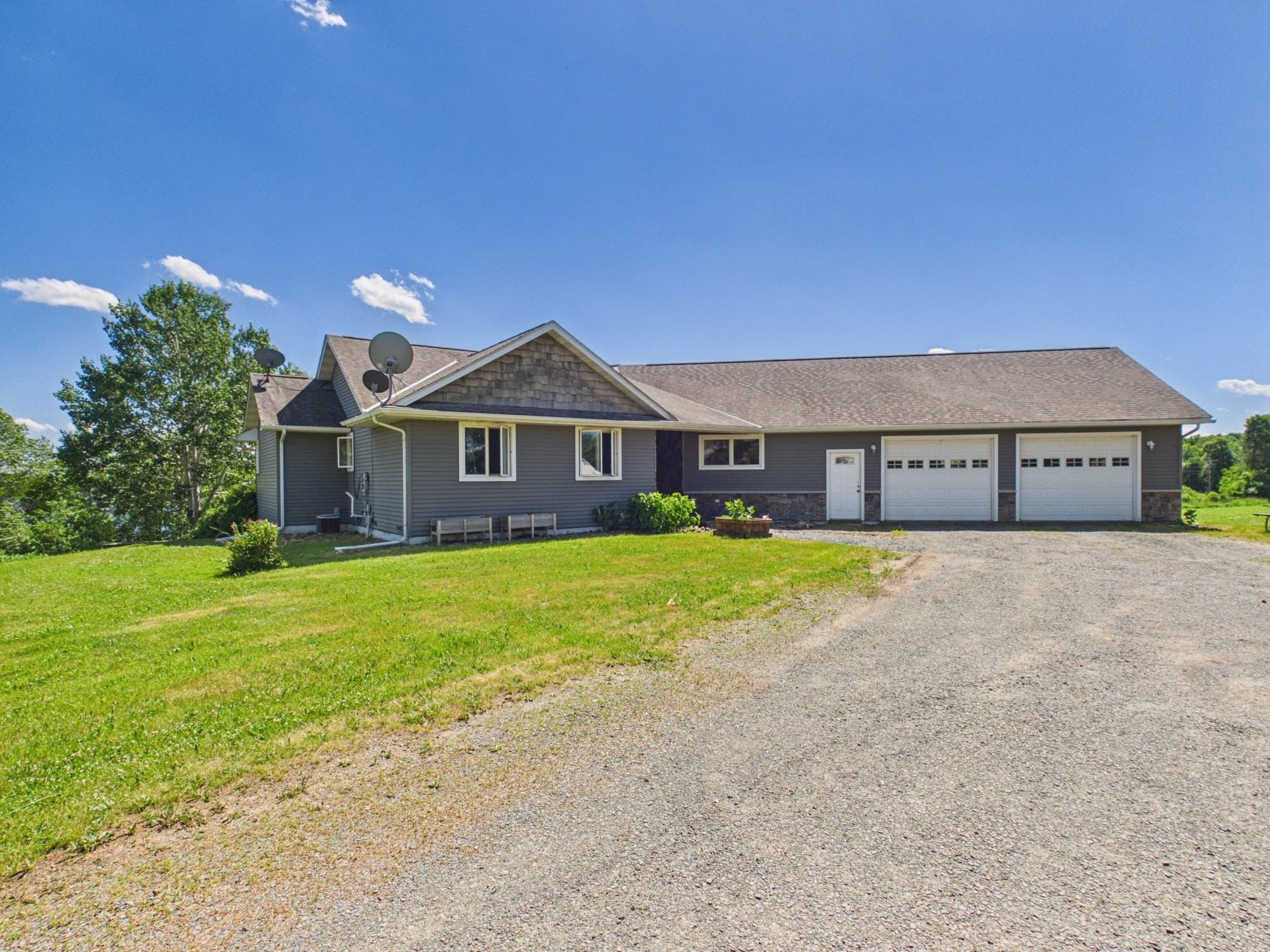 1729 N Bear Lake Drive Dresser WI 54009 - Bear 1601554 image1