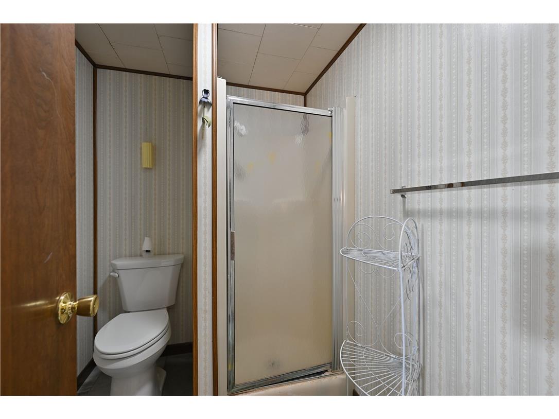 1735 Augusta Street Rice Lake WI 54868 1597563 image39