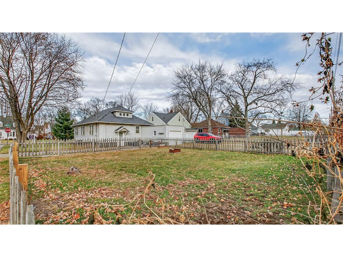 1803 Emery Street Eau Claire WI 54701 1596608 image23