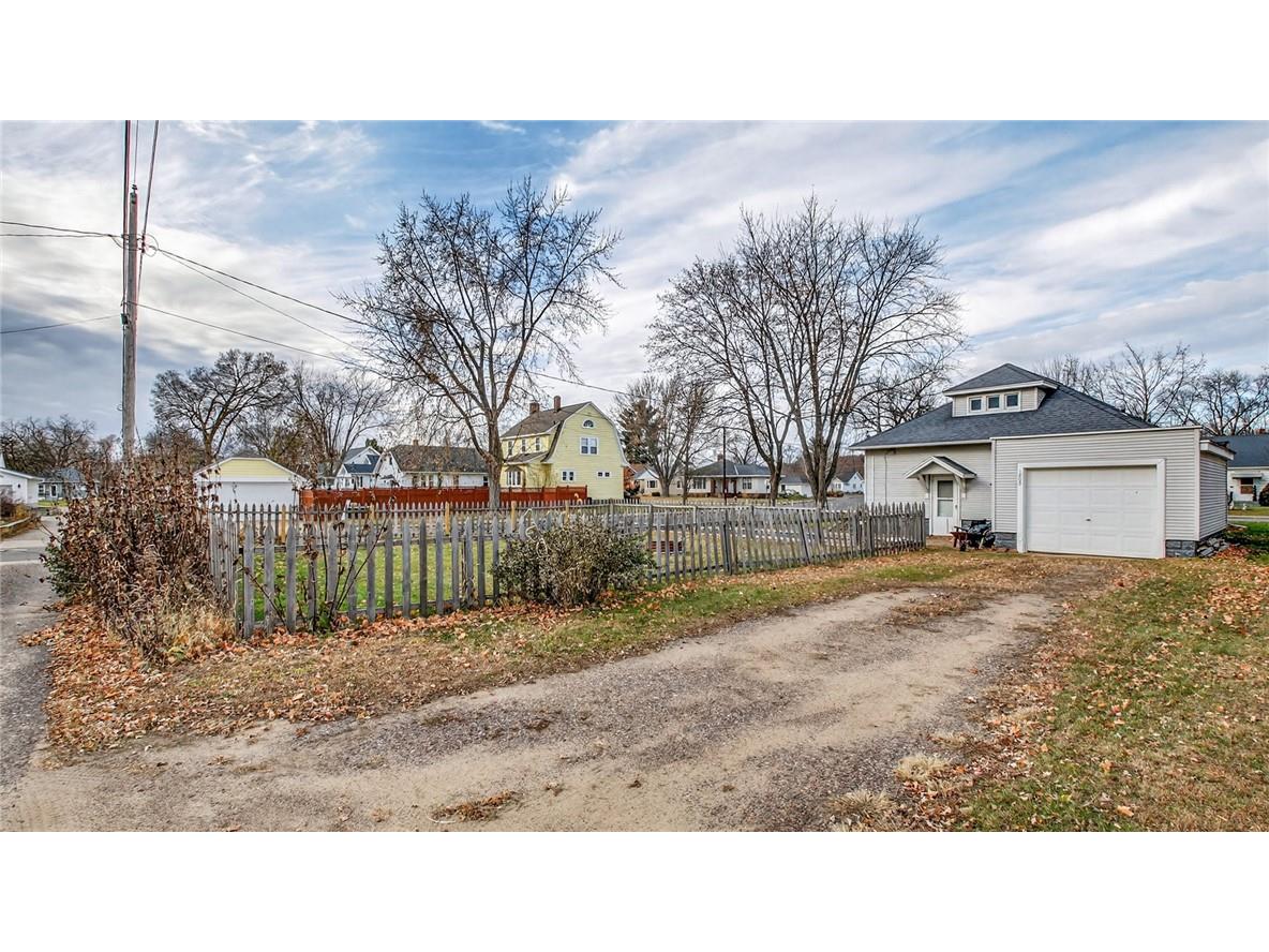 1803 Emery Street Eau Claire WI 54701 1596608 image25