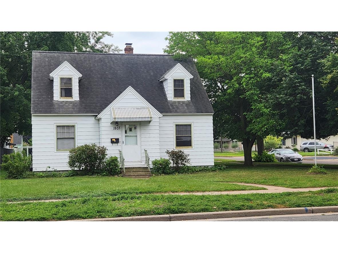 1803 Highland Avenue Eau Claire WI 54701 1594263 image1
