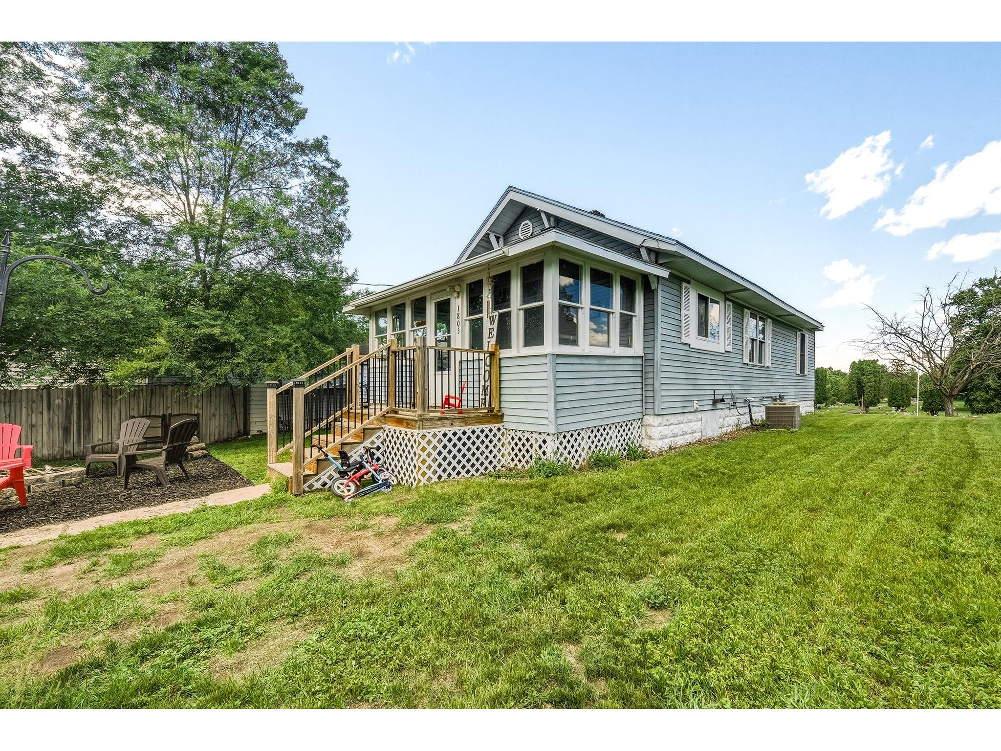 1805 Omaha Street Eau Claire WI 54703 1601783 image9
