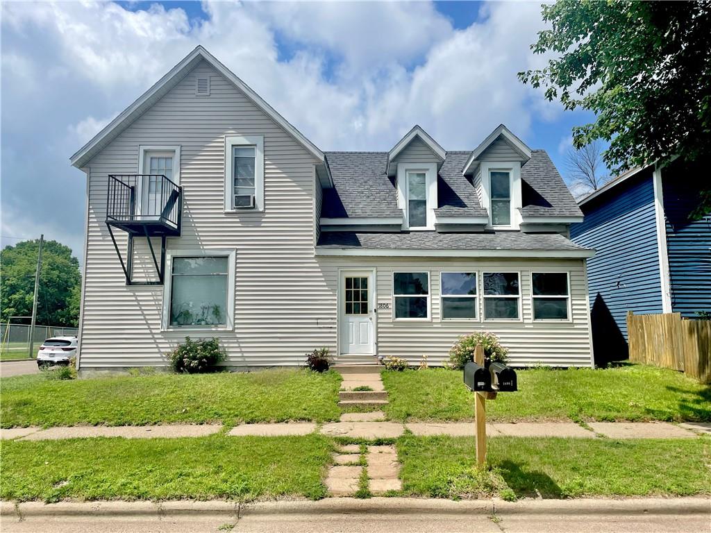 1806 Whipple Street #1-2 Eau Claire WI 54703 1587121 image1