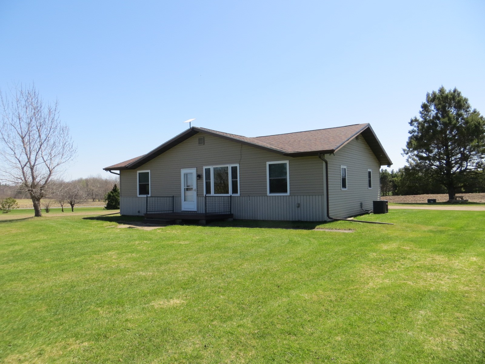 1810 E Main Street Gilman WI 54433 1600290 image6