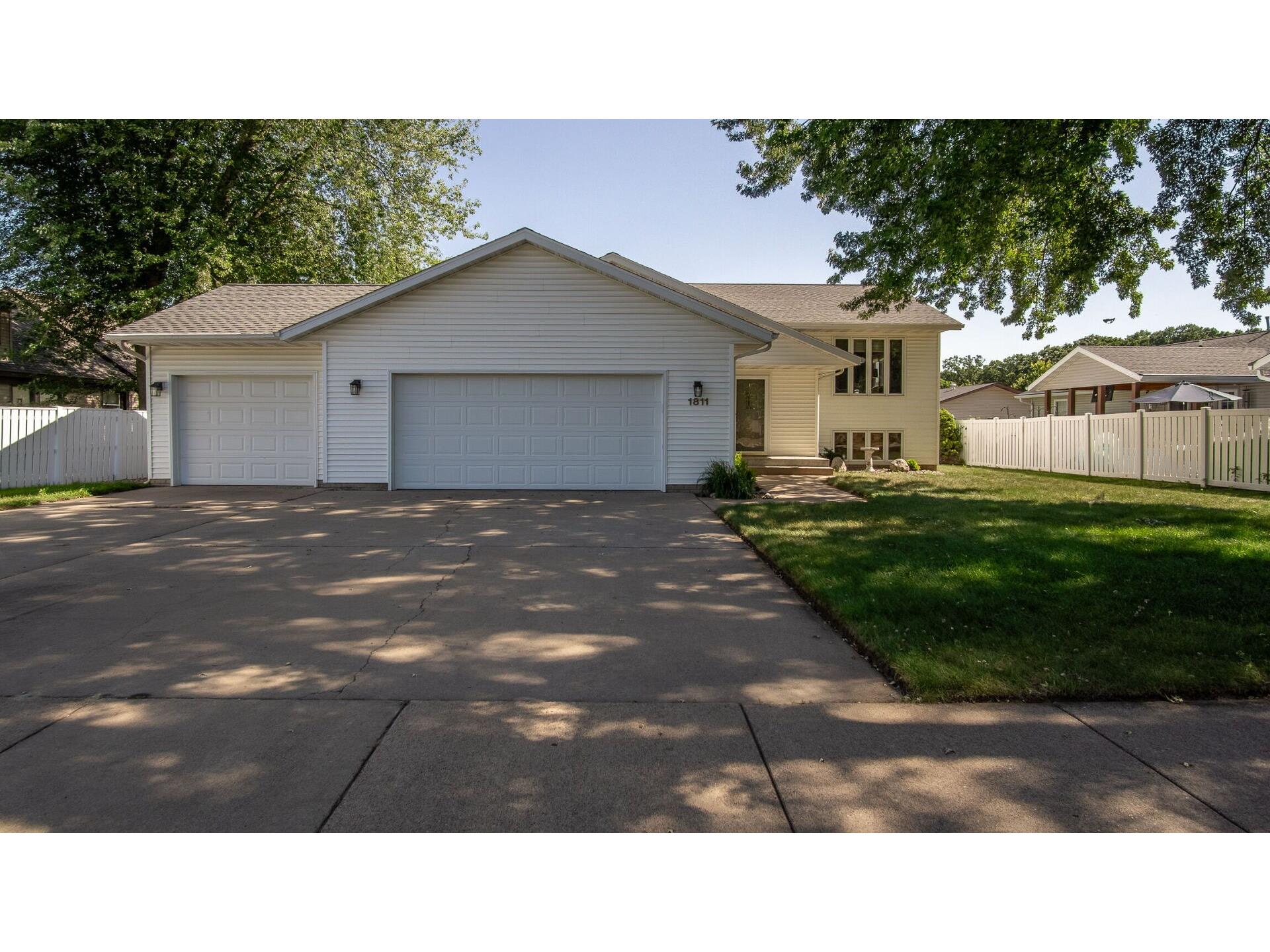 1811 Mitscher Avenue Eau Claire WI 54701 1603238 image2