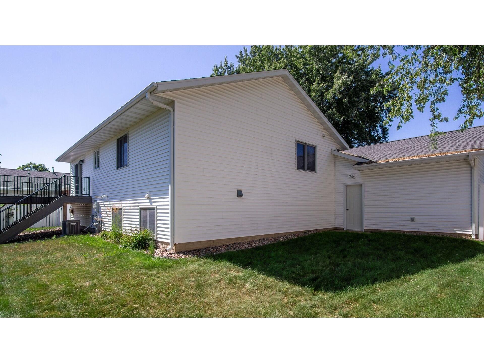 1811 Mitscher Avenue Eau Claire WI 54701 1603238 image3