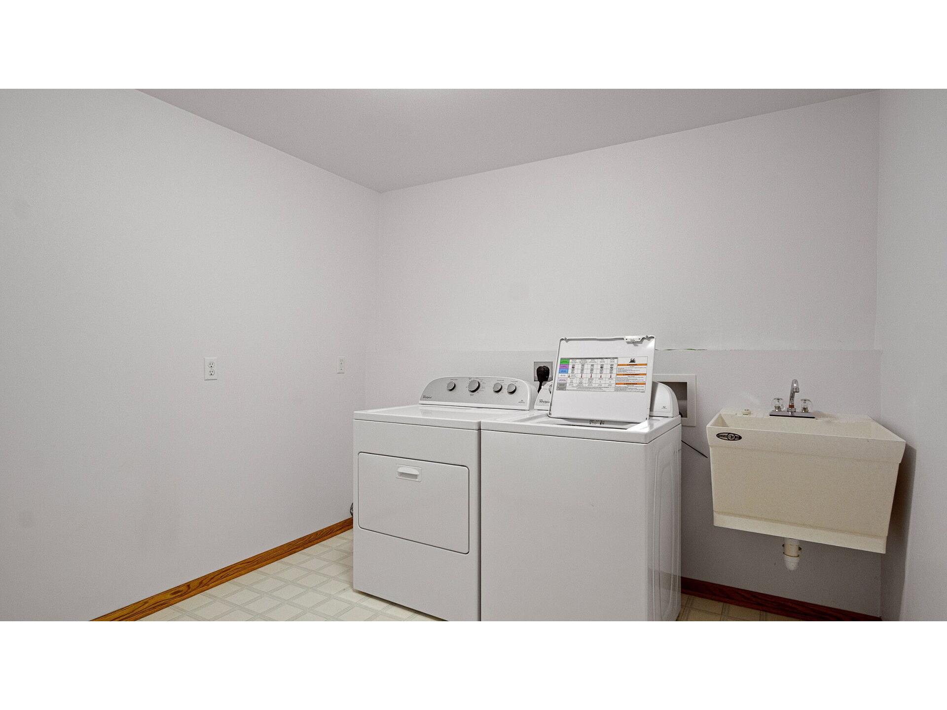 1811 Mitscher Avenue Eau Claire WI 54701 1603238 image34