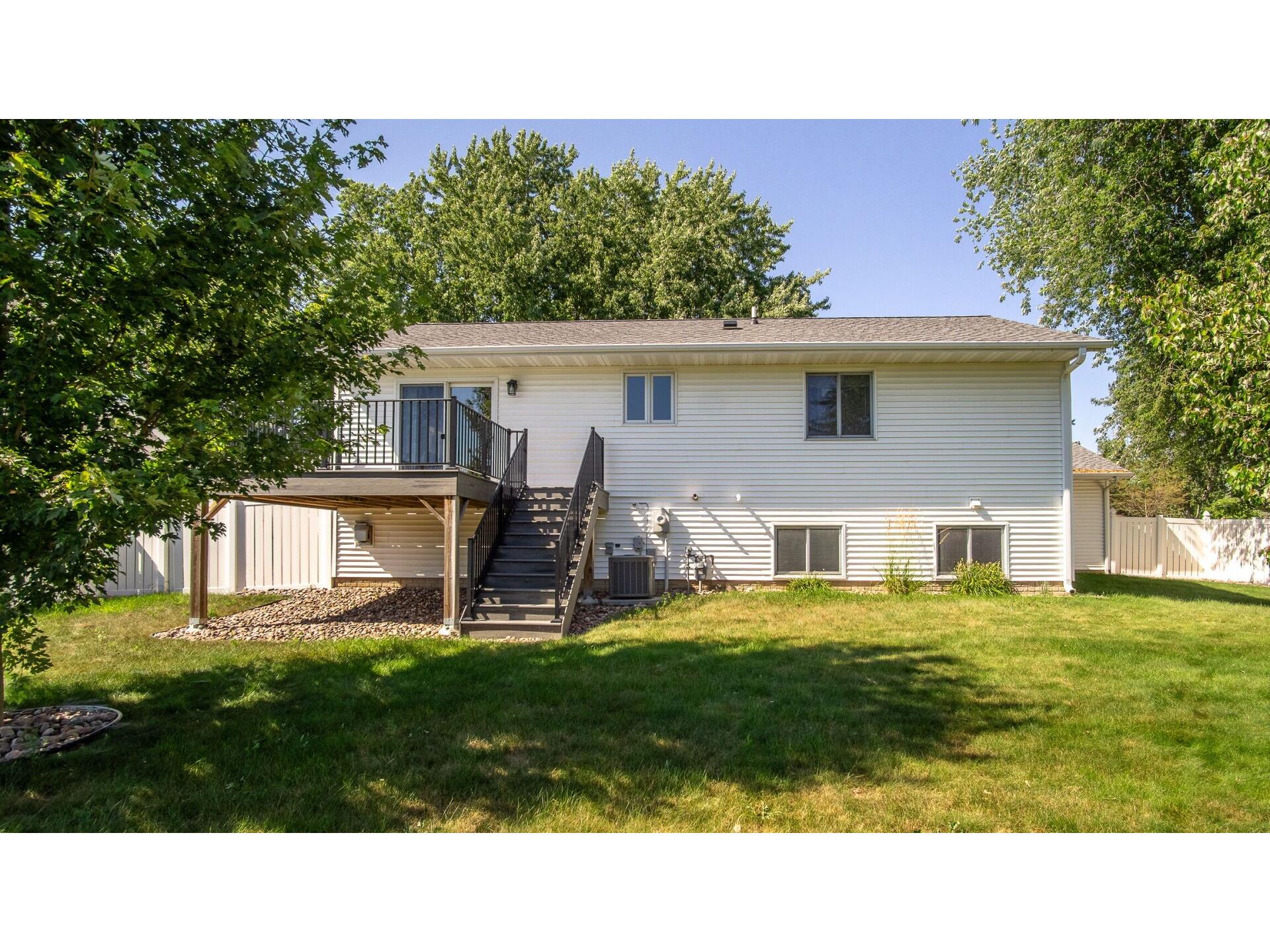 1811 Mitscher Avenue Eau Claire WI 54701 1603238 image4