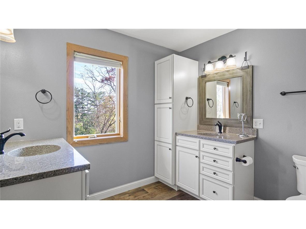 1811 W Ridge Court Eau Claire WI 54703 1596317 image22