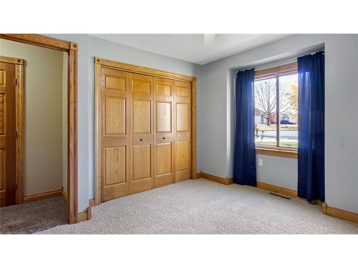 1811 W Ridge Court Eau Claire WI 54703 1596317 image25