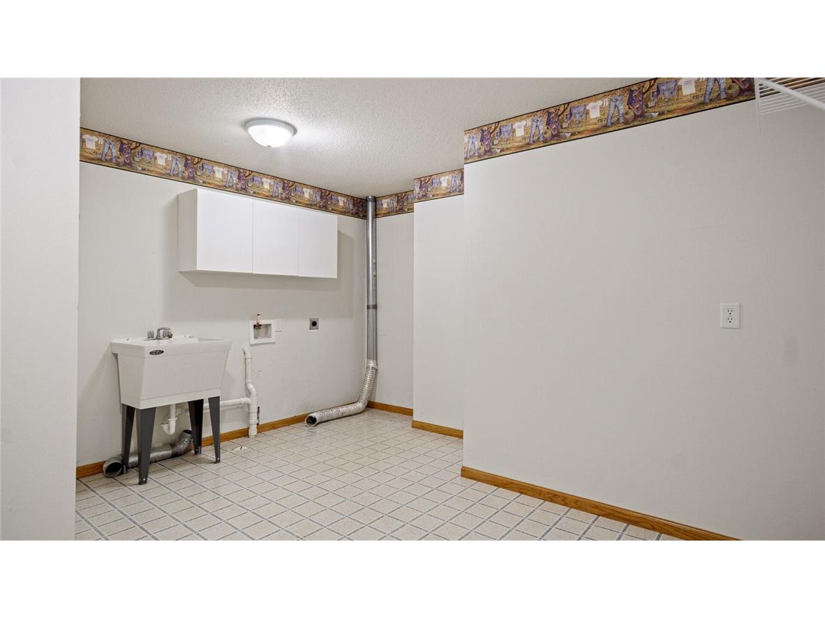 1811 W Ridge Court Eau Claire WI 54703 1596317 image36