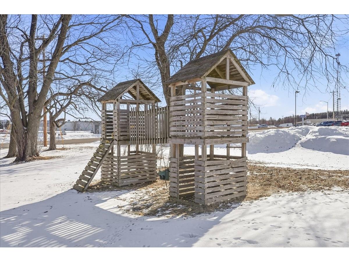 1813 11th Avenue Baldwin WI 54002 1599106 image42