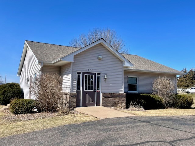 1813 & 1819 Wilson Street NE Menomonie WI 54751 1597918 image1