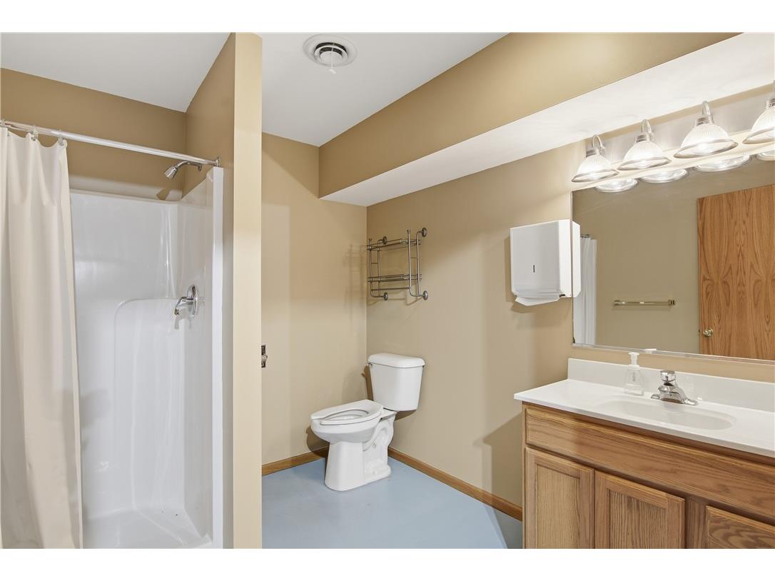 1813 & 1819 Wilson Street NE Menomonie WI 54751 1597918 image33