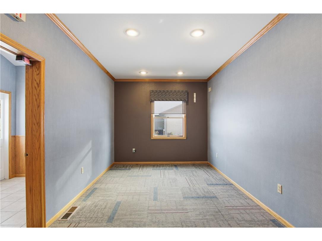 1813 & 1819 Wilson Street NE Menomonie WI 54751 1597918 image7