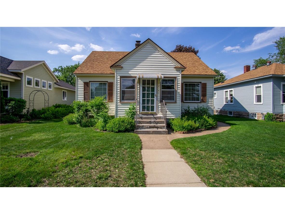 1814 Hogeboom Eau Claire WI 54701 1592398 image1