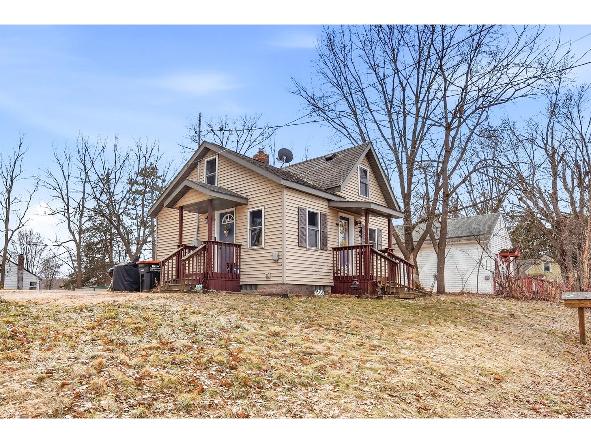 18251 Clarke Street Whitehall WI 54773 1599038 image1