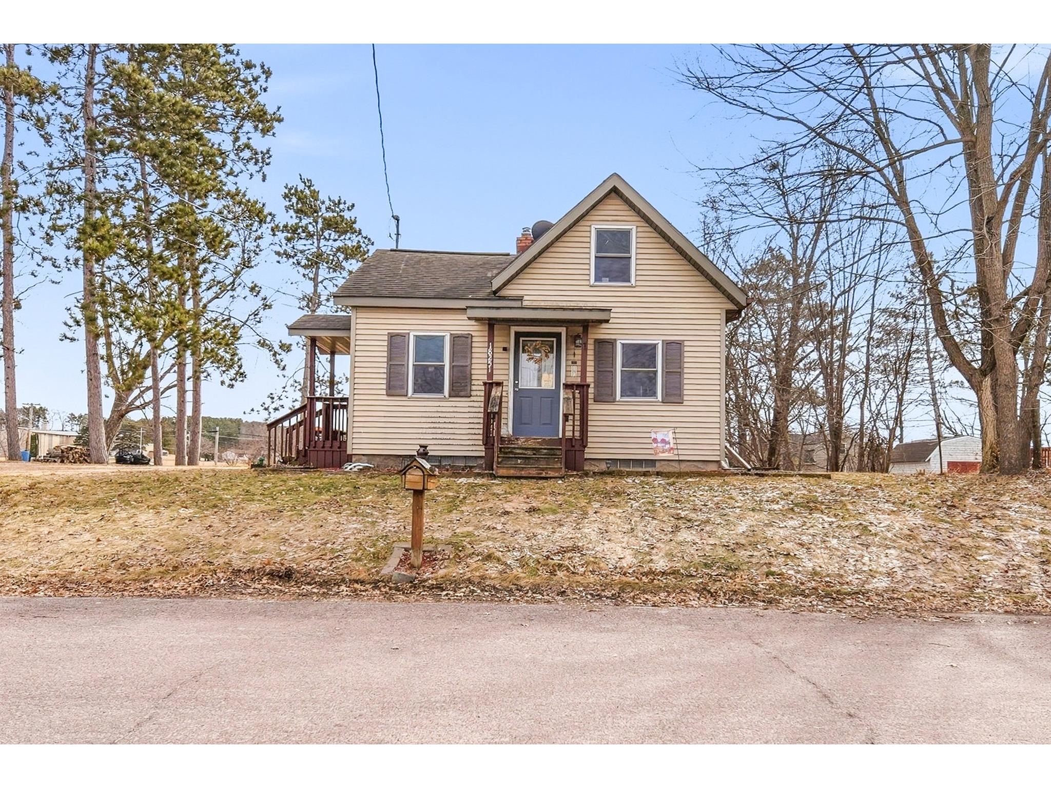 18251 Clarke Street Whitehall WI 54773 1599038 image3