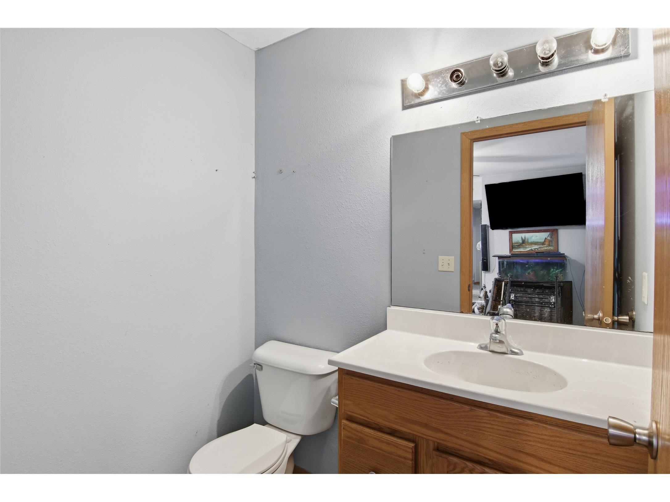 1827 Charles Street Eau Claire WI 54703 1602019 image18