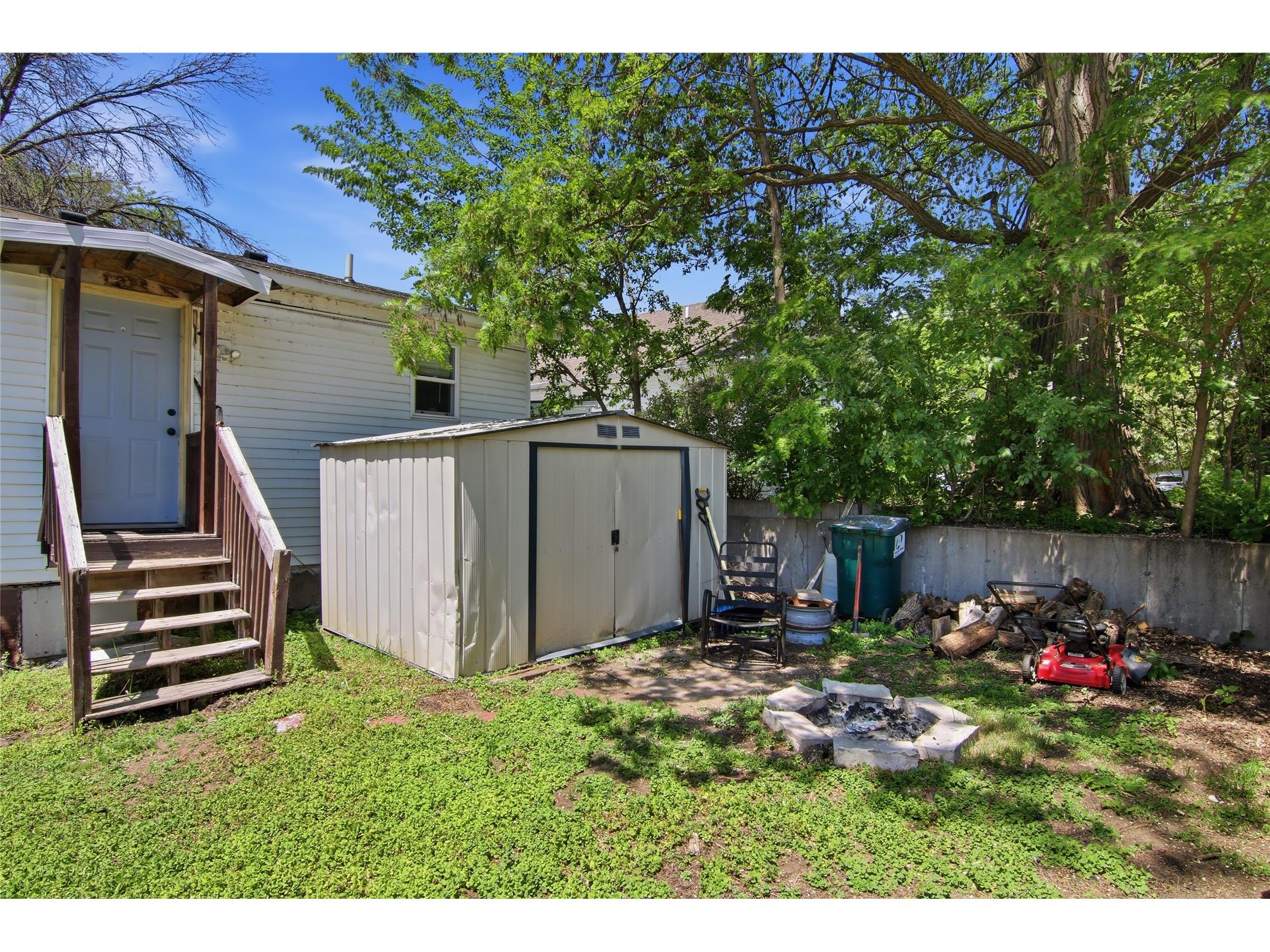 1827 Charles Street Eau Claire WI 54703 1602019 image24