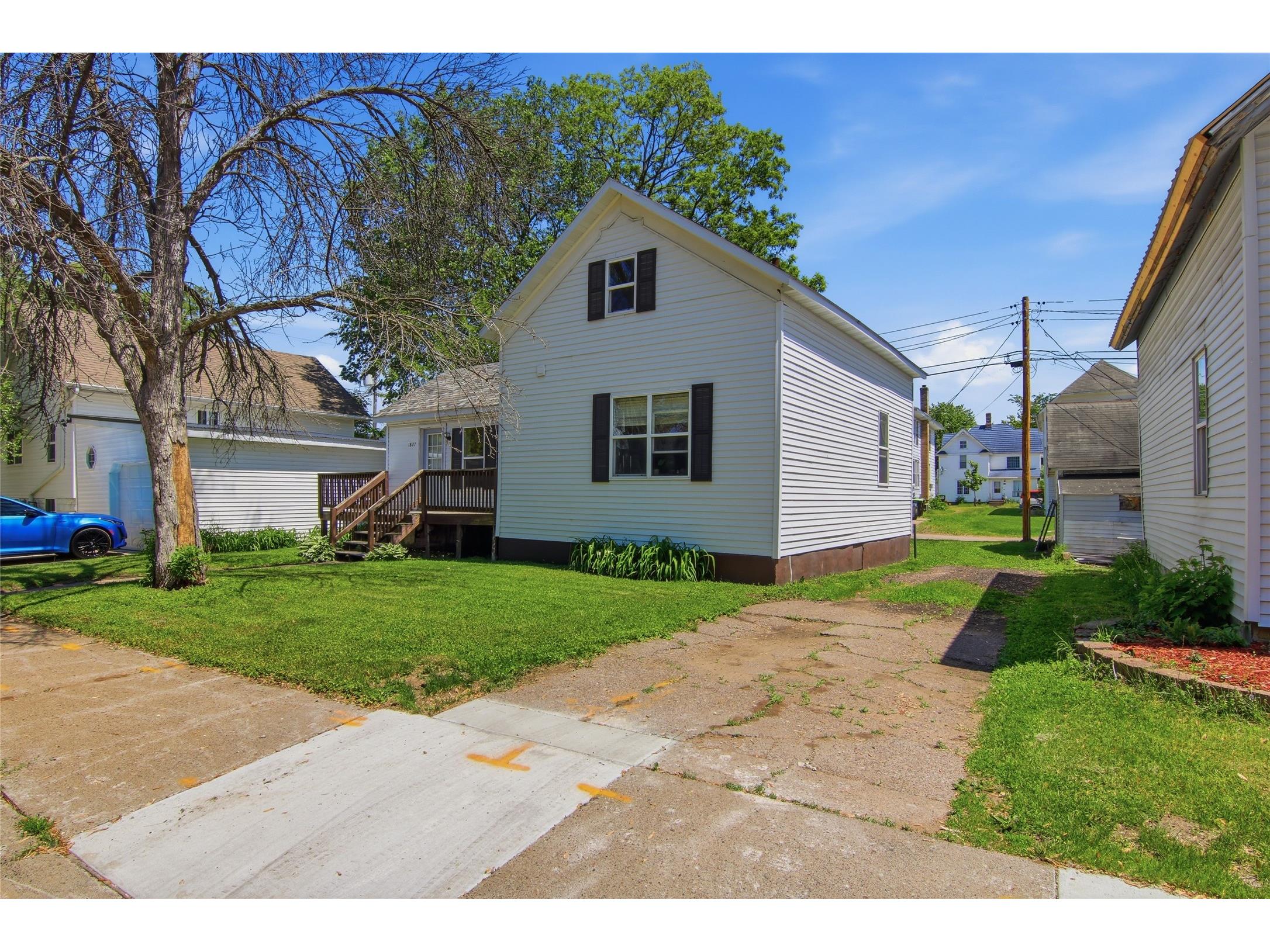 1827 Charles Street Eau Claire WI 54703 1602019 image27