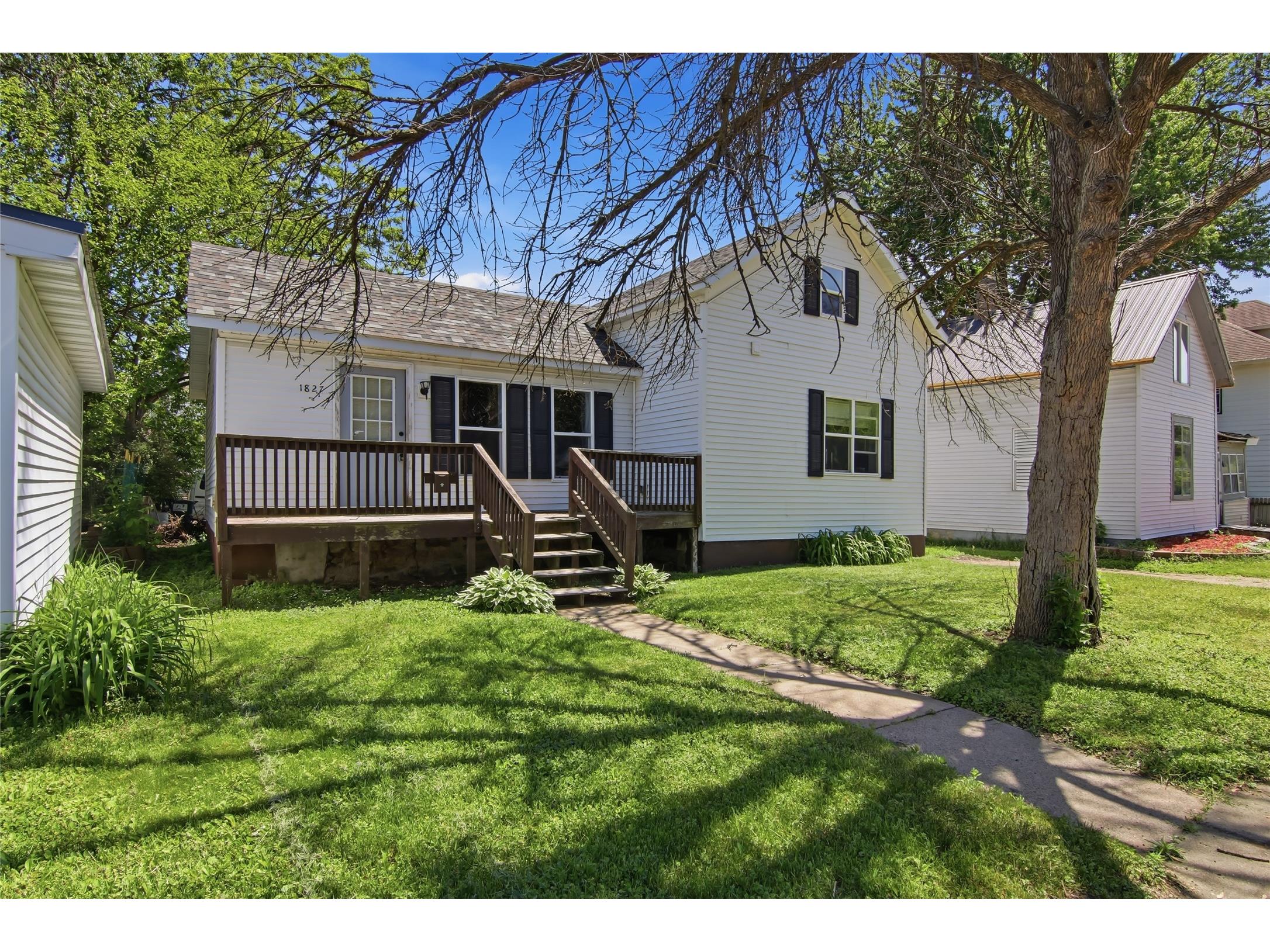 1827 Charles Street Eau Claire WI 54703 1602019 image29