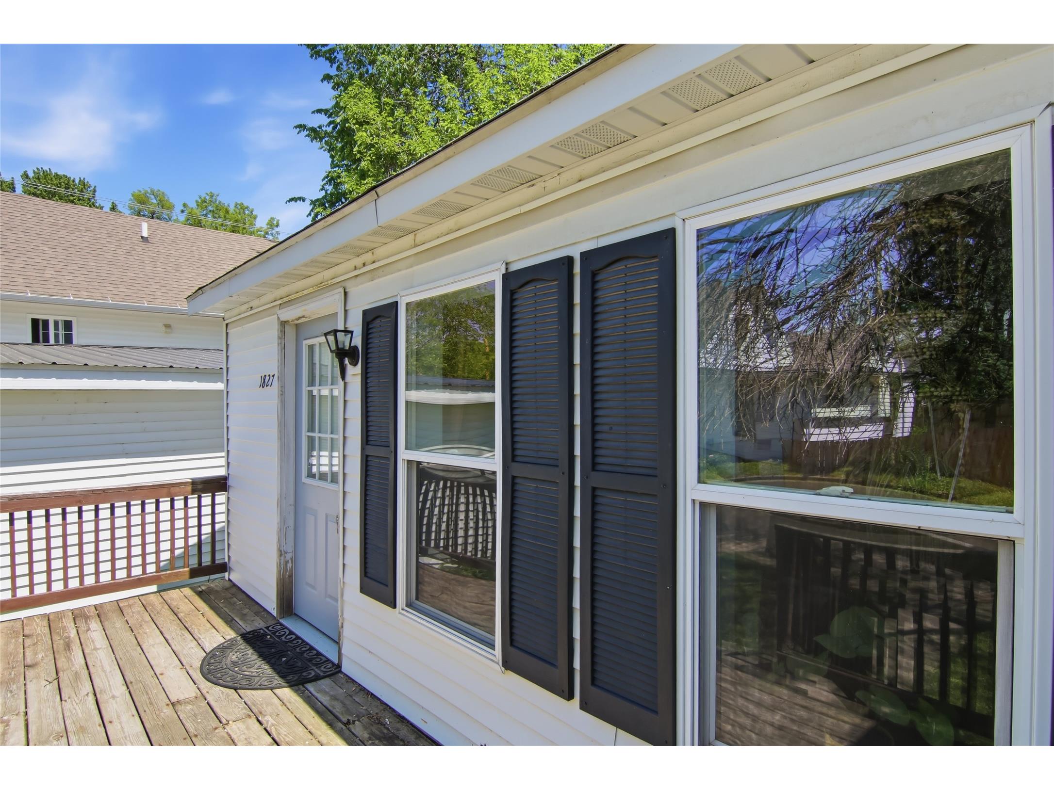 1827 Charles Street Eau Claire WI 54703 1602019 image31