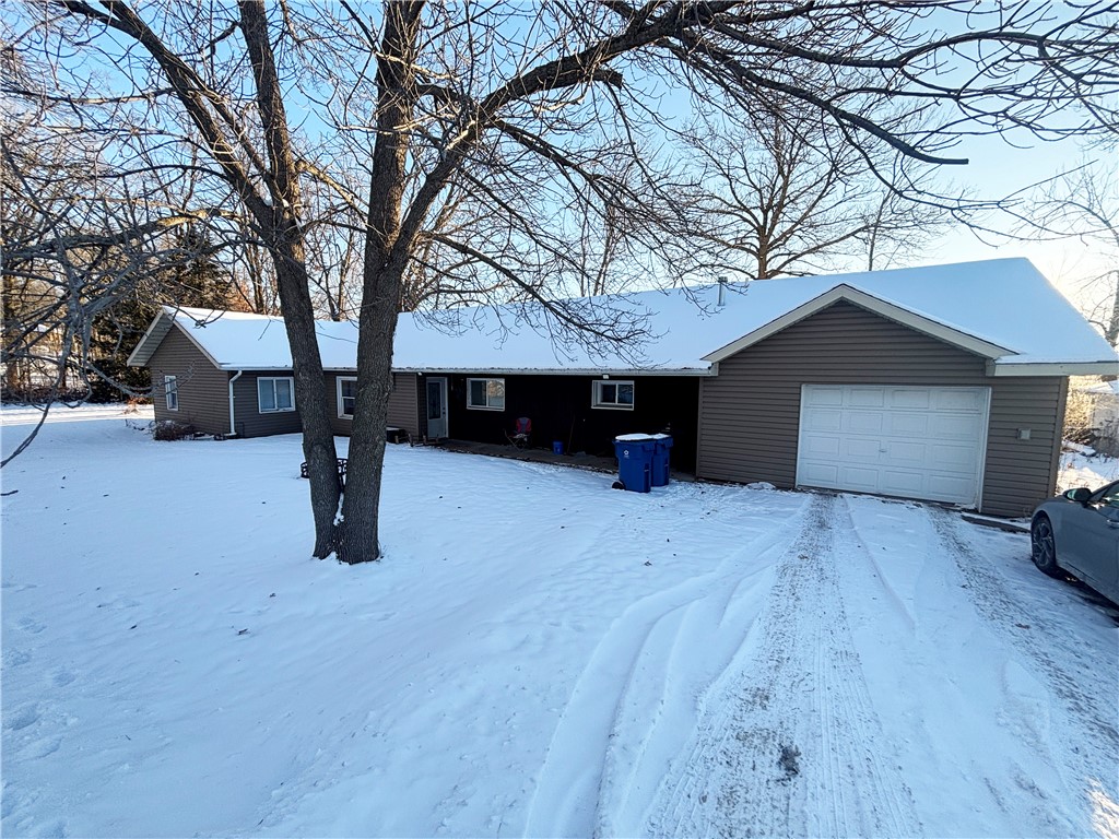 1831 Montanis Avenue Rice Lake WI 54868 - Montanis 1596618 image1