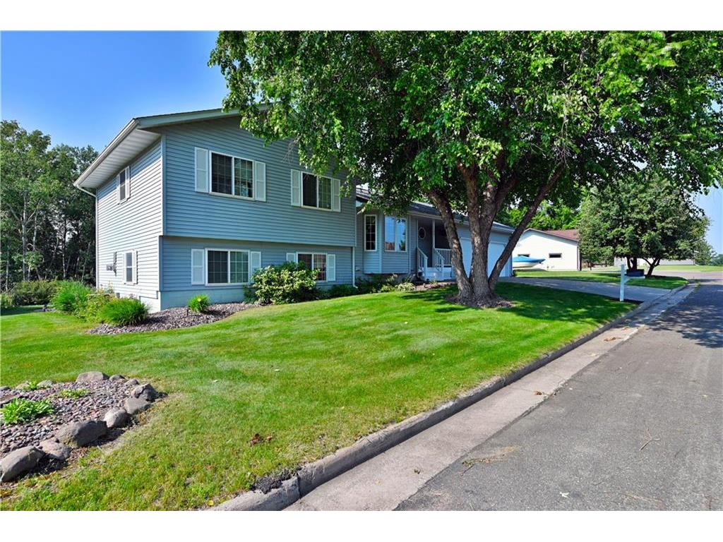 184 Rolling Oaks Drive Barron WI 54812 1585805 image1