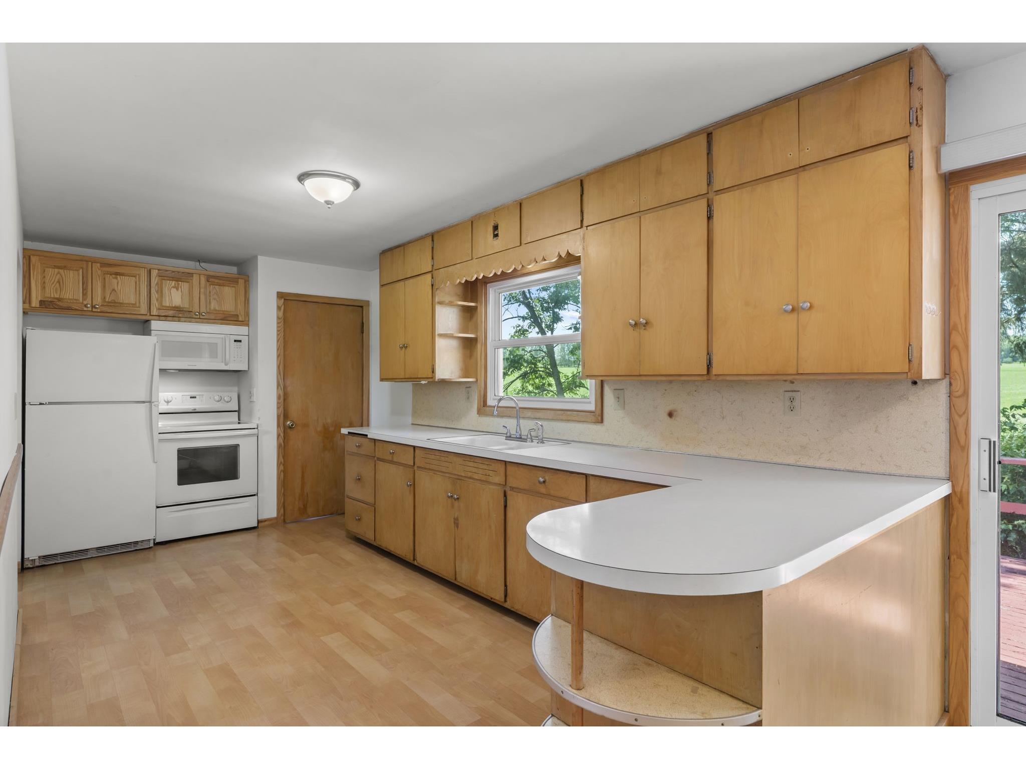 1842 11 1/2 Street Cumberland WI 54829 1602728 image24