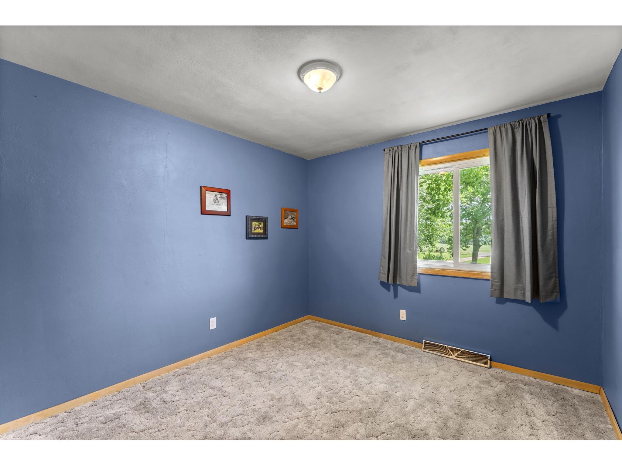 1842 11 1/2 Street Cumberland WI 54829 1602728 image32