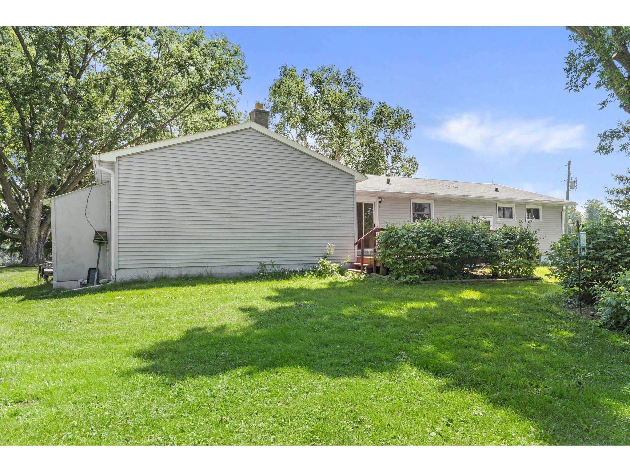 1842 11 1/2 Street Cumberland WI 54829 1602728 image9