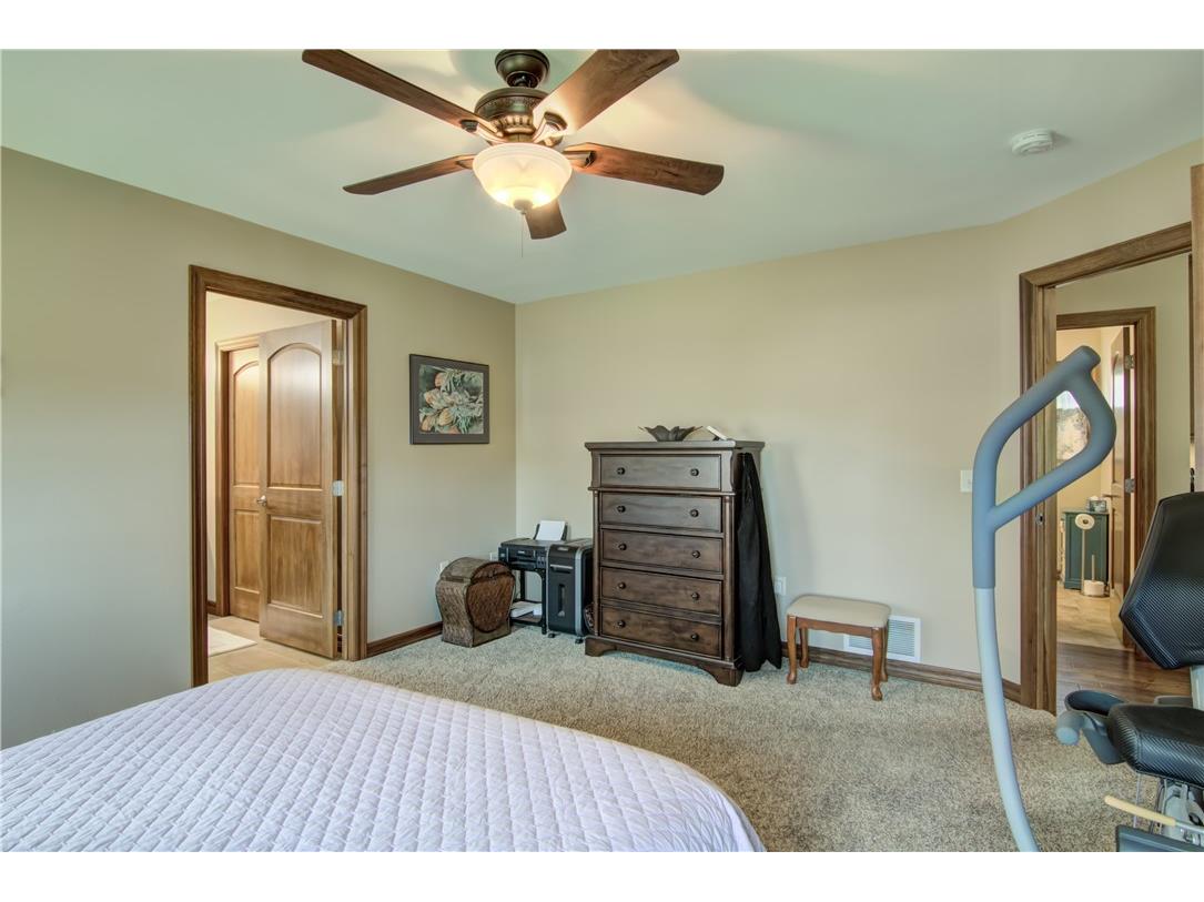 1843 Luke Place Chippewa Falls WI 54729 1595442 image15